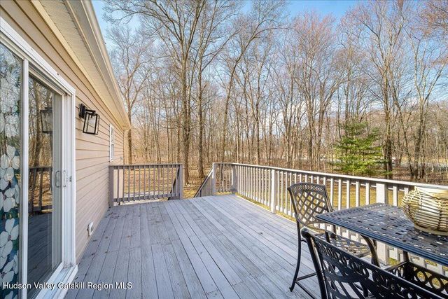 237 S Ohioville Road, New Paltz, NY 12561
