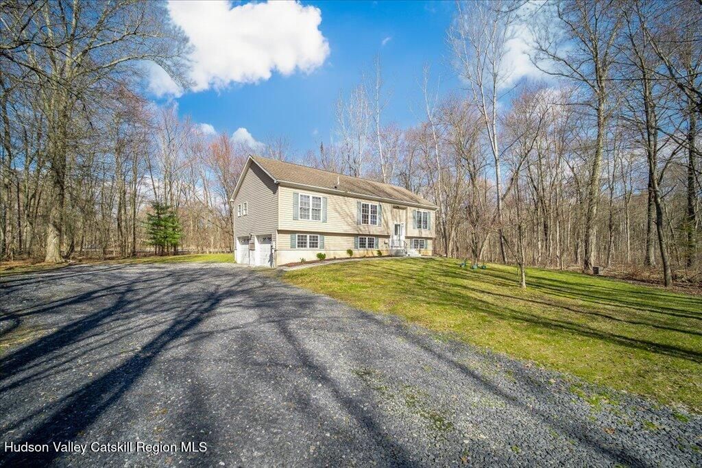237 S Ohioville Road, New Paltz, NY 12561
