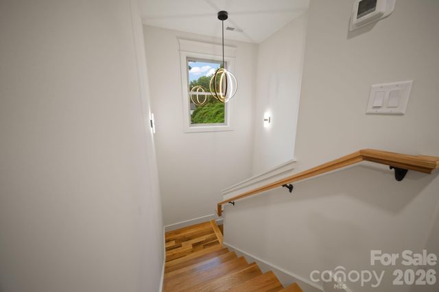 93 Glendale Avenue, Asheville, NC 28803