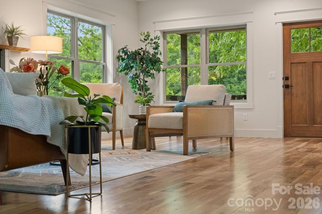 93 Glendale Avenue, Asheville, NC 28803