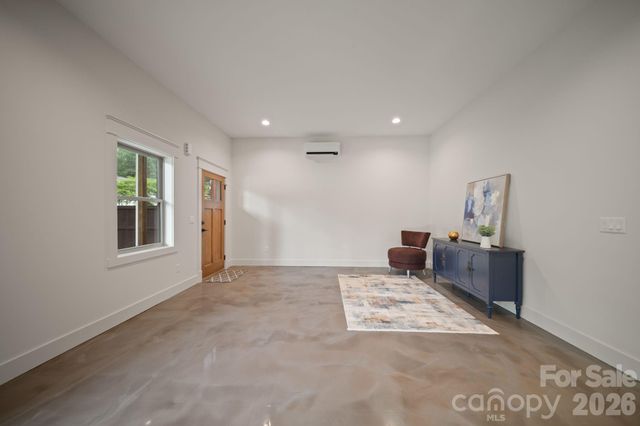 93 Glendale Avenue, Asheville, NC 28803