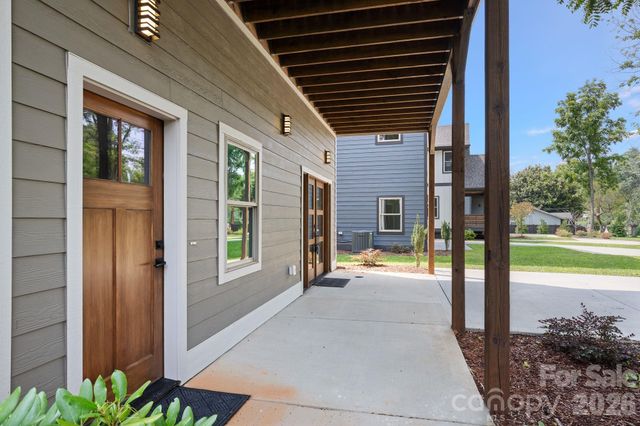 93 Glendale Avenue, Asheville, NC 28803