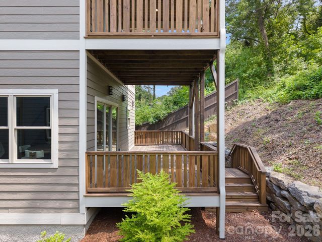 93 Glendale Avenue, Asheville, NC 28803