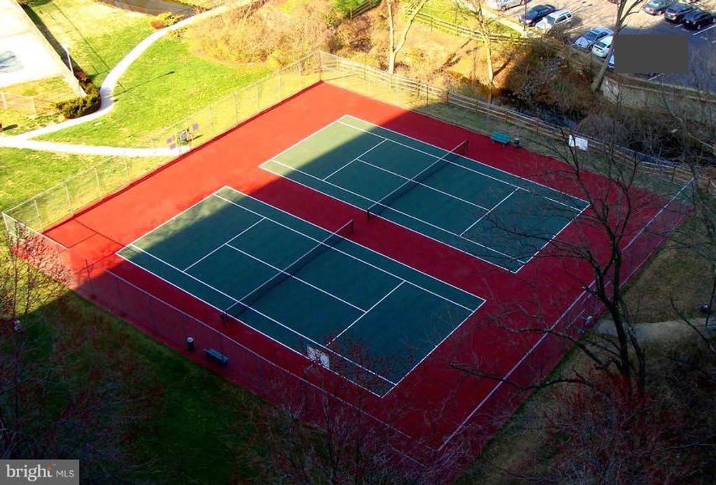 10101 GROSVENOR PL #914, Rockville, MD 20852