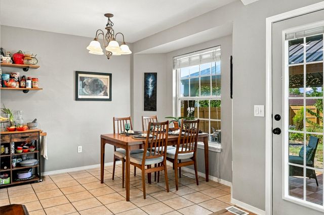 4631 W Bull Run Battle Street, Battlefield, MO 65619