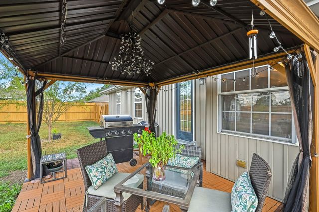 4631 W Bull Run Battle Street, Battlefield, MO 65619