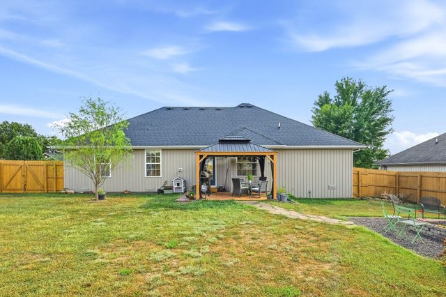 4631 W Bull Run Battle Street, Battlefield, MO 65619