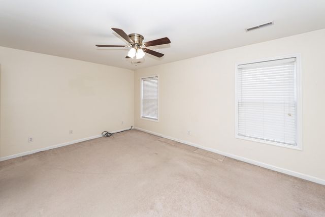 132 Thousand Oaks Circle, Goose Creek, SC 29445