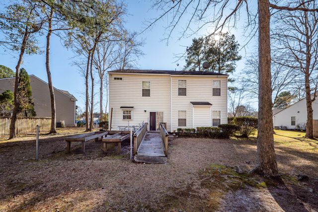 132 Thousand Oaks Circle, Goose Creek, SC 29445