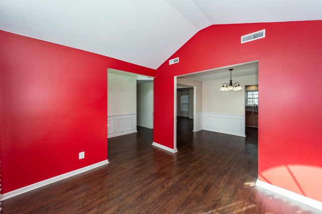 132 Thousand Oaks Circle, Goose Creek, SC 29445