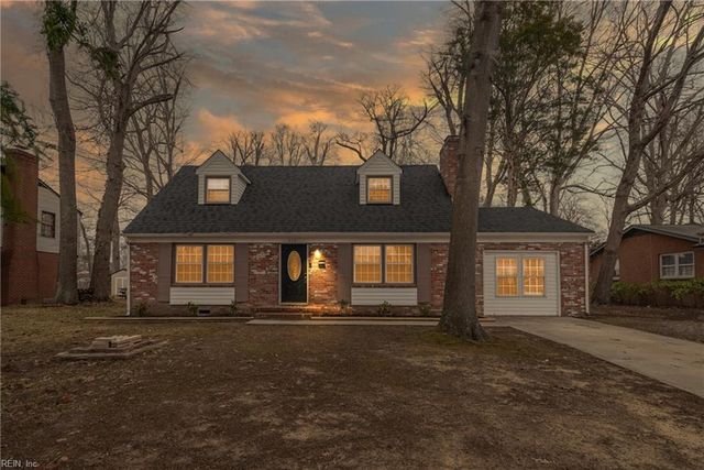 882 Catalina DR, Newport News, VA 23608