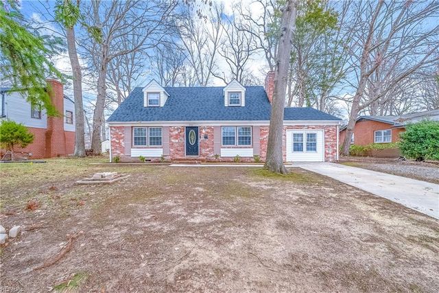 882 Catalina DR, Newport News, VA 23608