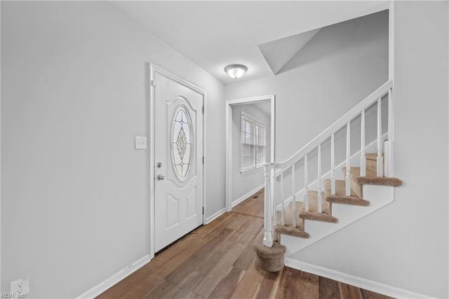 882 Catalina DR, Newport News, VA 23608