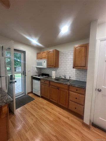 733 Jacqueline Drive, Valley Cottage, NY 10989