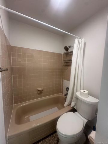 733 Jacqueline Drive, Valley Cottage, NY 10989