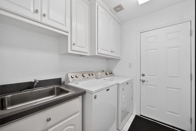 1507 Hunters Creek Drive, Mckinney, TX 75072