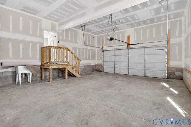 101 Moore Dr, Williamsburg, VA 23188