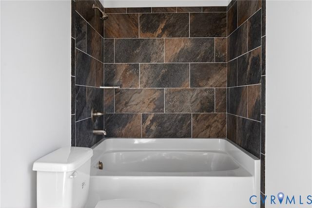 101 Moore Dr, Williamsburg, VA 23188