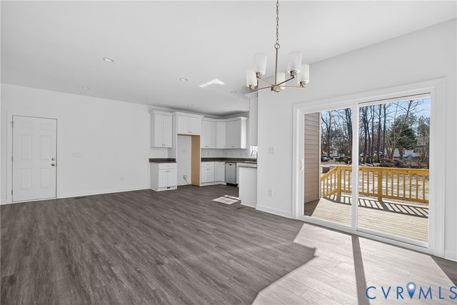 101 Moore Dr, Williamsburg, VA 23188