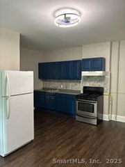 526 Garden Street 2N, Hartford, CT 06112