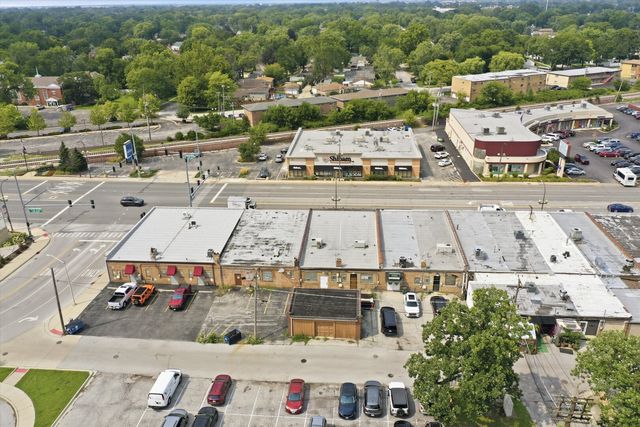 5005 W 95th Street, Oak Lawn, IL 60453