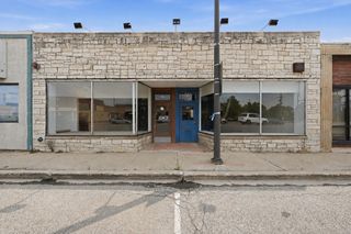 5005 W 95th Street, Oak Lawn, IL 60453