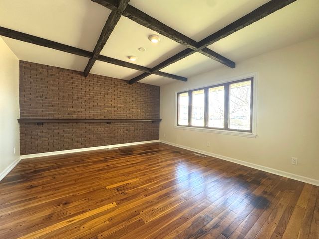 210 S Small Avenue, Kankakee, IL 60901