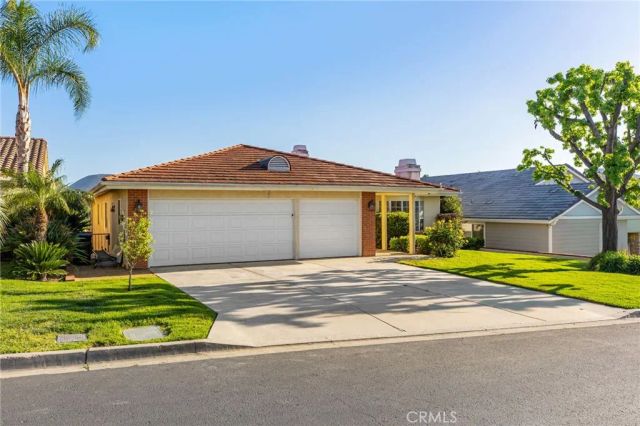 22811 Cove View, Canyon Lake, CA 92587