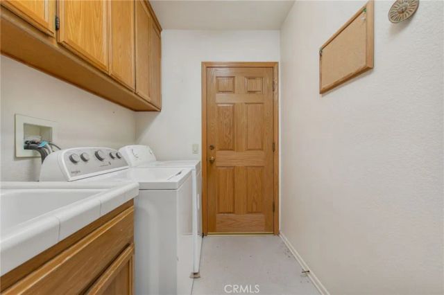 22811 Cove View, Canyon Lake, CA 92587