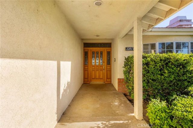 22811 Cove View, Canyon Lake, CA 92587