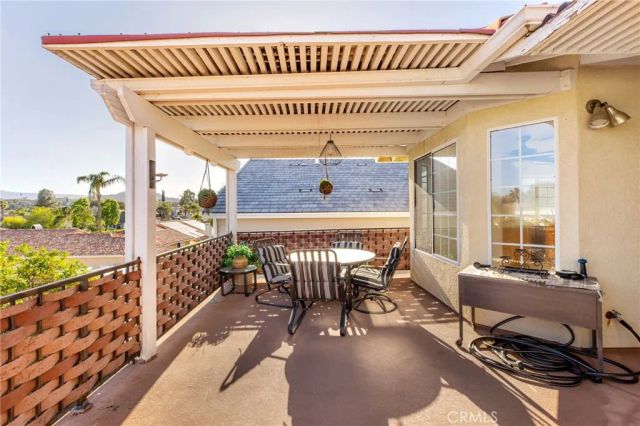 22811 Cove View, Canyon Lake, CA 92587