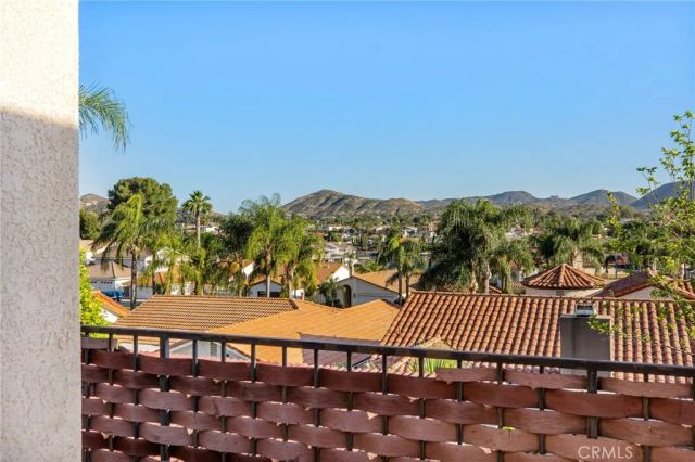 22811 Cove View, Canyon Lake, CA 92587