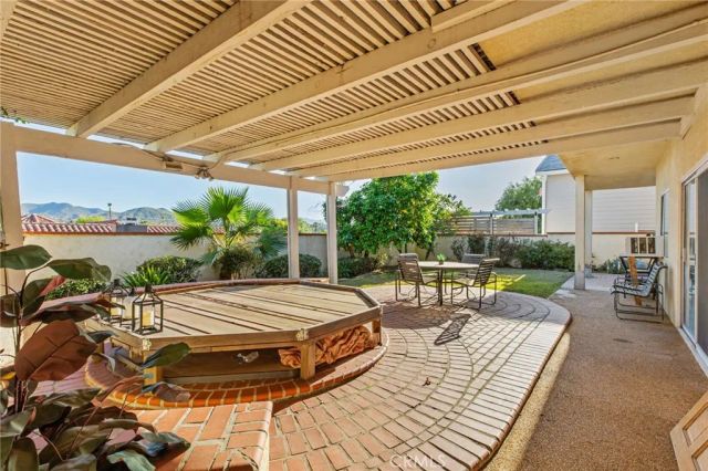 22811 Cove View, Canyon Lake, CA 92587