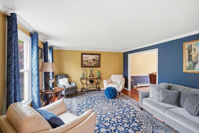 19 Debbie Ln, Milford, MA 01757