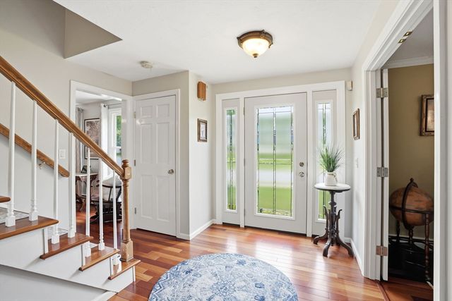 19 Debbie Ln, Milford, MA 01757