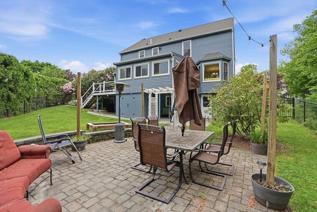 19 Debbie Ln, Milford, MA 01757