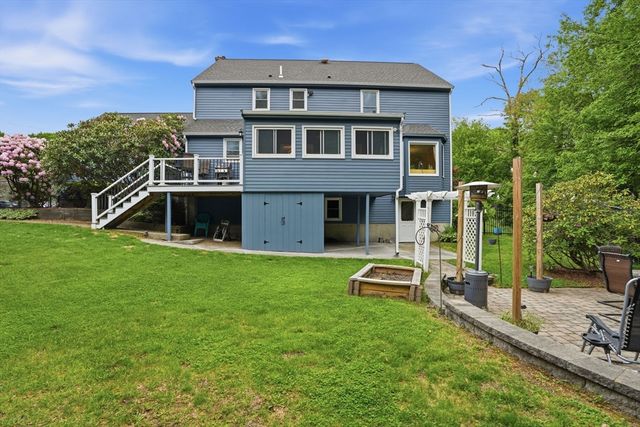 19 Debbie Ln, Milford, MA 01757