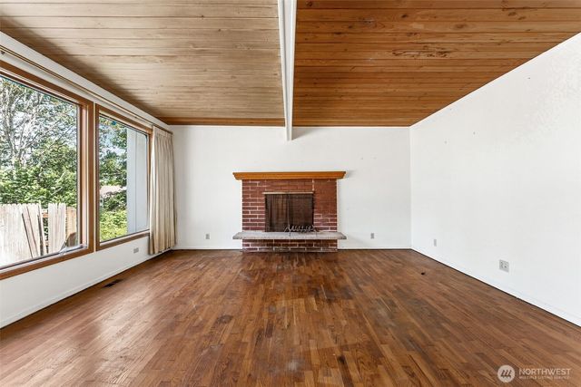 6727 21st Avenue SW, Seattle, WA 98106