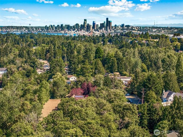 6727 21st Avenue SW, Seattle, WA 98106