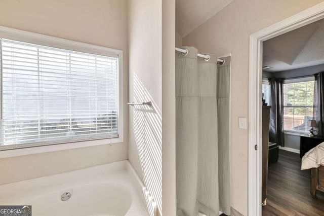 2255 Lake Royale Drive, Riverdale, GA 30296