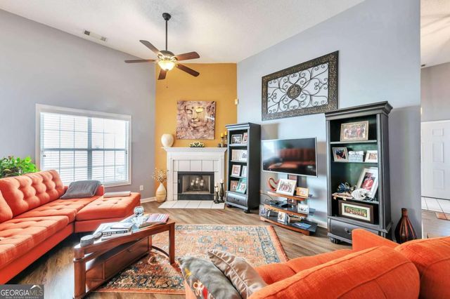 2255 Lake Royale Drive, Riverdale, GA 30296