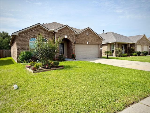 310 Gulf Winds Drive, Bacliff, TX 77518