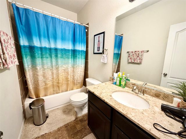 310 Gulf Winds Drive, Bacliff, TX 77518