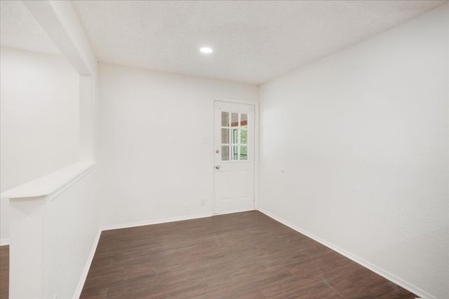 1829 Ridgewood Road, Denison, TX 75020