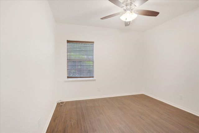 1829 Ridgewood Road, Denison, TX 75020