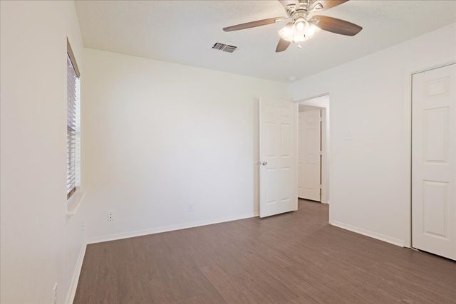 1829 Ridgewood Road, Denison, TX 75020