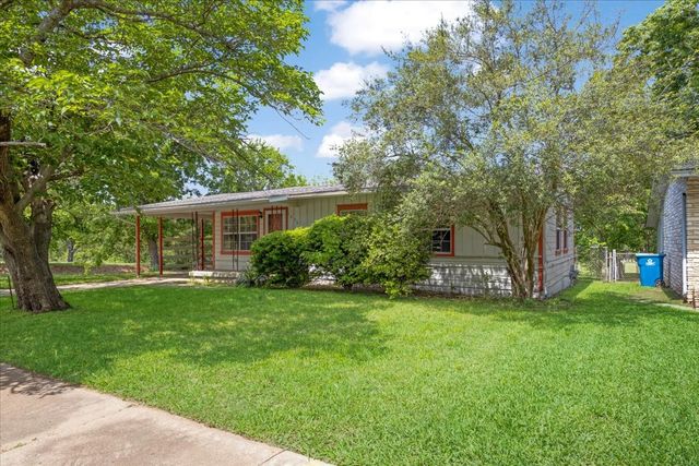 1829 Ridgewood Road, Denison, TX 75020