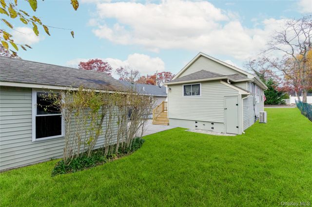 56 Shell Road, Rocky Point, NY 11778