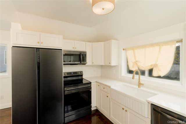 56 Shell Road, Rocky Point, NY 11778