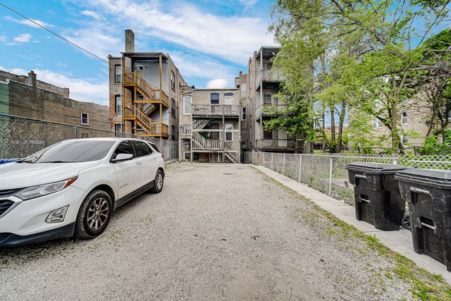 1317 S HOMAN Avenue, Chicago, IL 60623